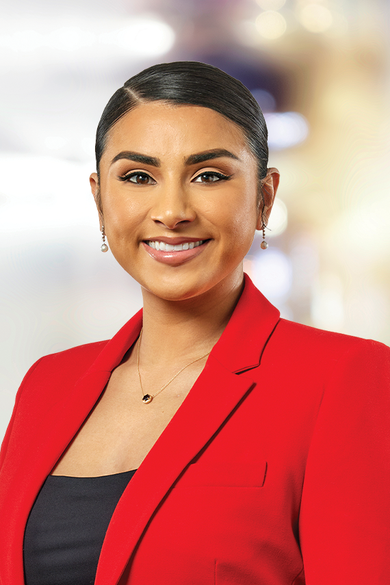 Portrait of Adriana Washington, REALTOR®.